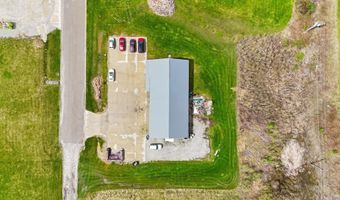 135 E Brown Dr, Avilla, IN 46710