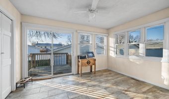 110 9th St SE, Altoona, IA 50009