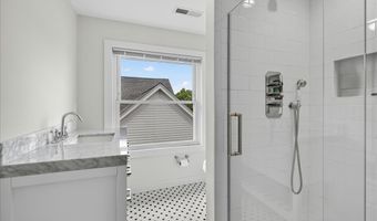 14 Island View Ave, Branford, CT 06405