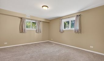 908 S Arlington Heights Rd, Arlington Heights, IL 60005