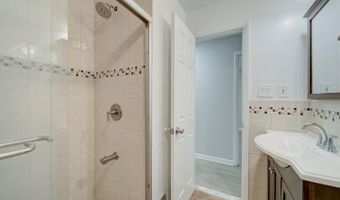4837 RANDOLPH Dr, Annandale, VA 22003