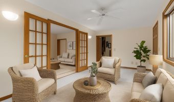 301 E WAYFARER Ln, Appleton, WI 54913