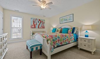 203 Old Causeway Rd, Atlantic Beach, NC 28512