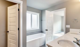 762 NW 28th St Plan: Plan 2556, Battle Ground, WA 98604