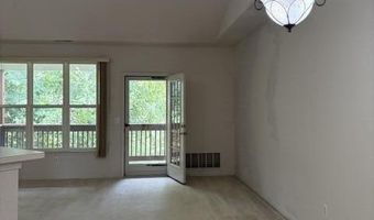 1452 Fox Pointe Cir, Ann Arbor, MI 48108