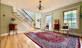 40 Lakewood Dr, Alton, NH 03810