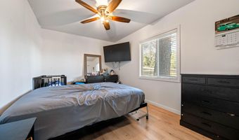 20480 River Valley Dr, Anderson, CA 96007