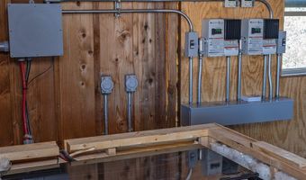 107 High Lonesome, Alpine, TX 79830