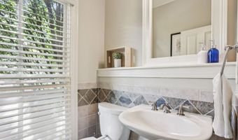 805 Highland Green Way NE, Atlanta, GA 30306