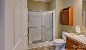 498 Broad Branch Rd, Bakersville, NC 28705