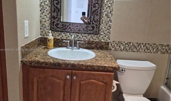 2910 Point East Dr M610, Aventura, FL 33160