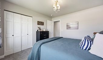 800 Kaitlynn Ave, Anamosa, IA 52205