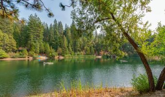 2253 Meadow Dr, Arnold, CA 95223