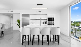 9521 E Bay Harbor Dr 802, Bay Harbor Islands, FL 33154