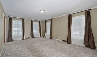 612 E Glendale St, Aurora, MO 65605