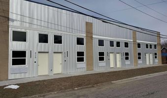 826 W 8th St, Appleton, WI 54914