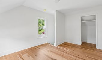4 Washington St, Bath, ME 04530