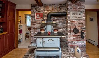 28 Washington Ave, Bartlett, NH 03845