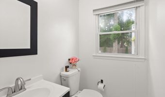 8470 NICOLE Ct, Annandale, VA 22003