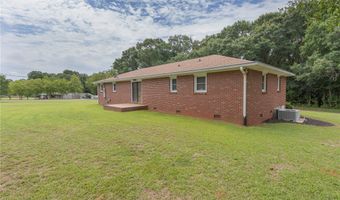 1020 Bern Cir, Anderson, SC 29626