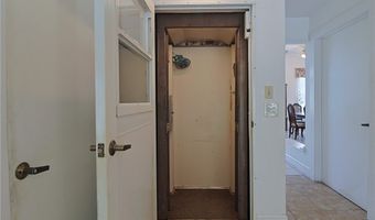 21810 Pearl St, Alva, FL 33920