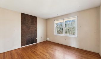 8510 BROWNING Ct, Annandale, VA 22003