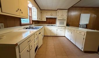 210 W 14th St, Almyra, AR 72003