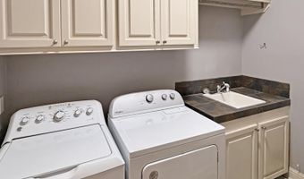 706 N Haven Pl, Brandon, MS 39047