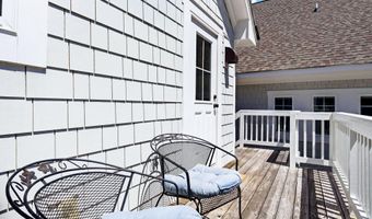 18 Three Flipper Trl, Bald Head Island, NC 28461