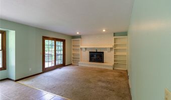 610 Deep Woods Dr, Aurora, OH 44202