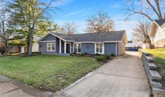 477 Hillbrook Dr, Ballwin, MO 63011