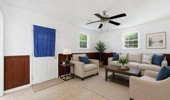 4908 ERIE St, Annandale, VA 22003
