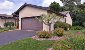 1312 Knollwood Trl, Altoona, WI 54720