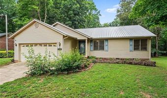 1848 Woodglo Dr, Asheboro, NC 27205