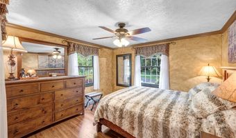 3596 Glenwood Dr, Austinburg, OH 44010