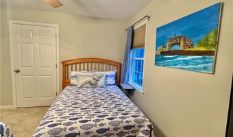 34 Marian Ave, Narragansett, RI 02882