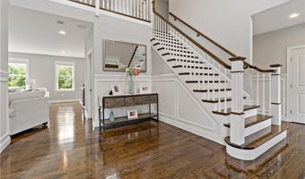 54 Michael Dr, Bristol, RI 02809
