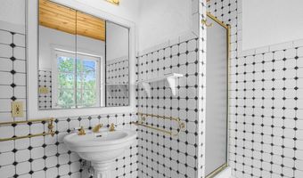 92 Sandia Cyn, Arroyo Hondo, NM 87513
