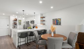 3950 Kalai Waa St C202, Kihei, HI 96753