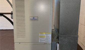 147 Brighton Dr, Akron, OH 44301