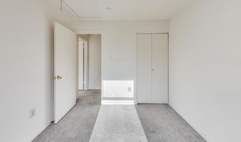 16 DUDLEY Ct 7, Bethesda, MD 20814