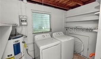 105 Margaret St, Auburndale, FL 33823