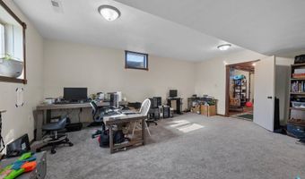 48186 265th St, Brandon, SD 57005
