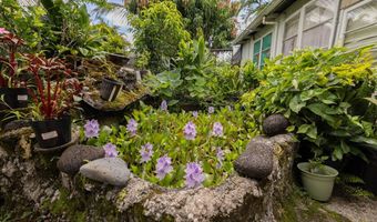 74 MAIKAI St, Hilo, HI 96720