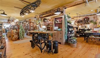 953 Victory Hwy, Burrillville, RI 02839