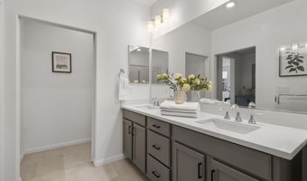 2818 Fifth St, Alameda, CA 94501
