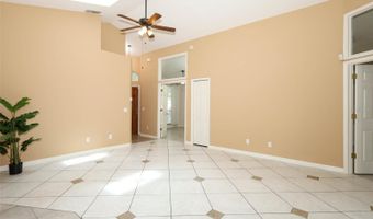 1052 ROYAL OAKS Dr, Apopka, FL 32703