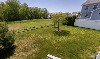 55 Morningside Dr, North Kingstown, RI 02852