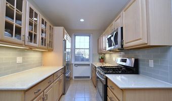 253 Garth Rd Unit 1T, Scarsdale, NY 10583