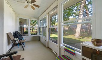 677 B New Castle Ct, Lakewood, NJ 08701
